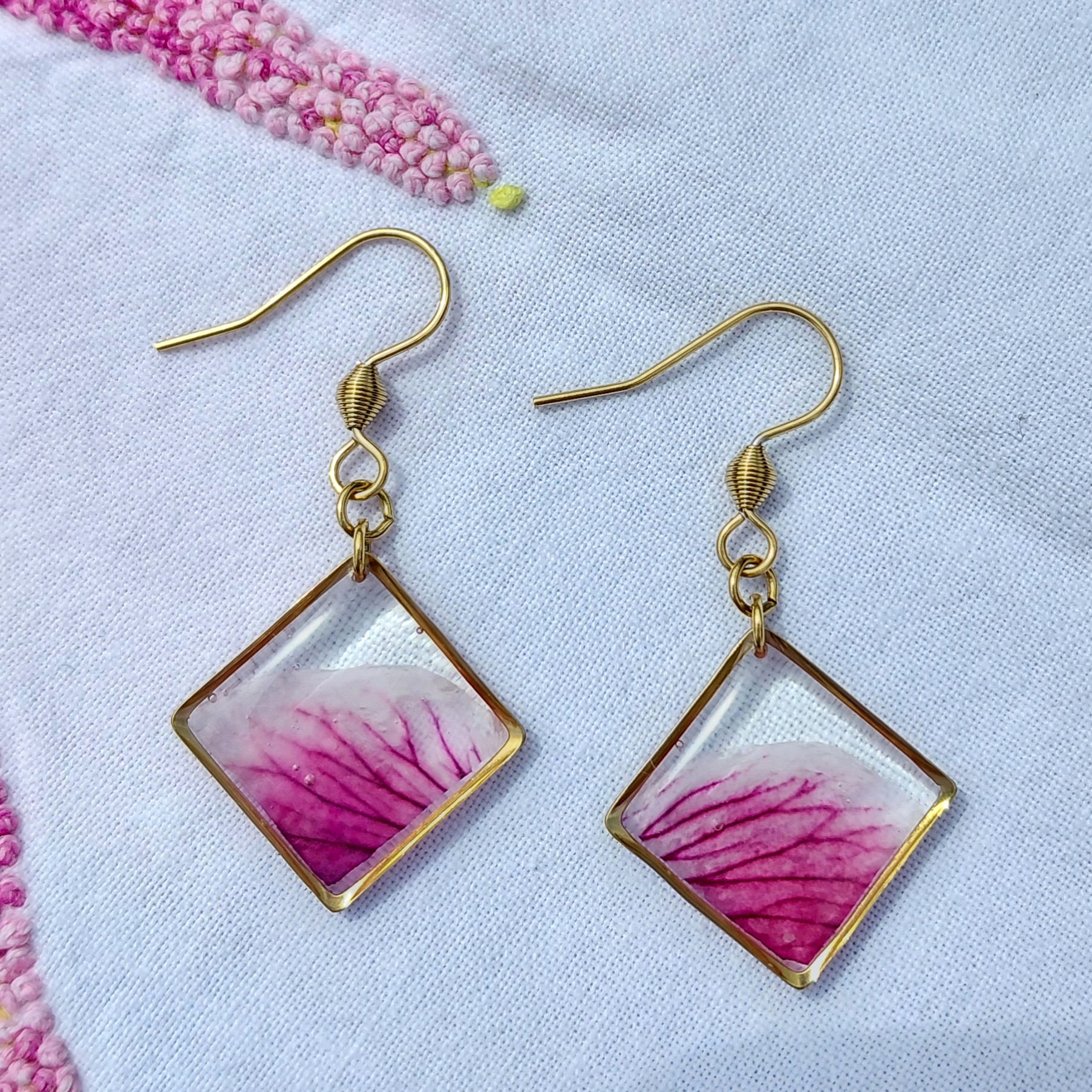 Boucles d'oreilles carrées géranium MF