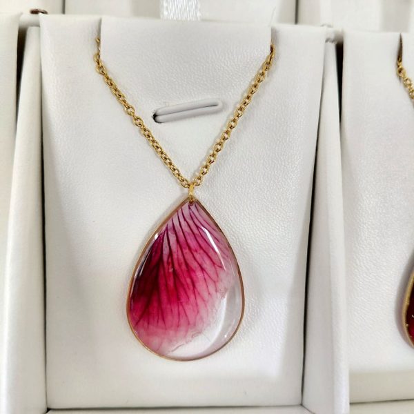 Collier goutte géranium avec contour GF2