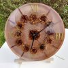 Horloge pommes de pin marron