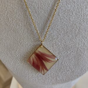 Collier « Plume de tulipe »